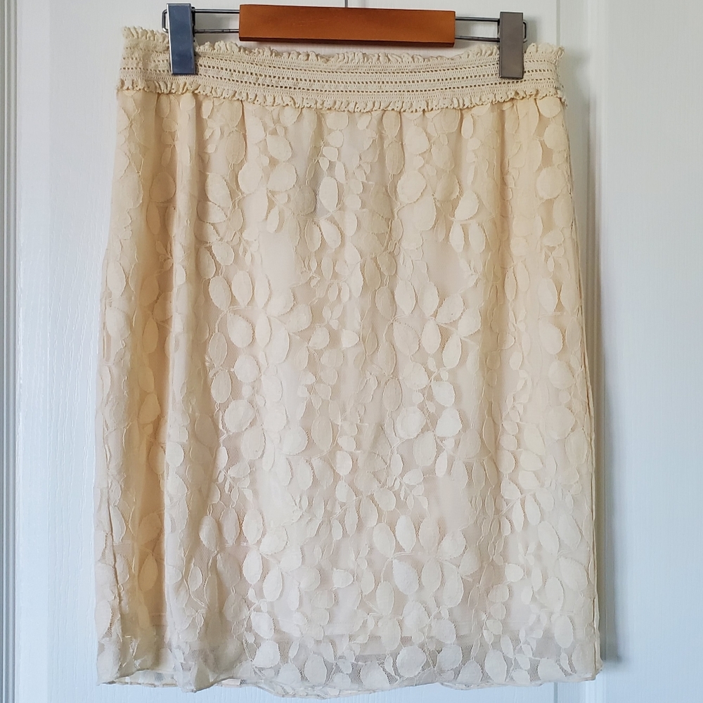 MAX STUDIO Cream Lace Tube Skirt Sz. M